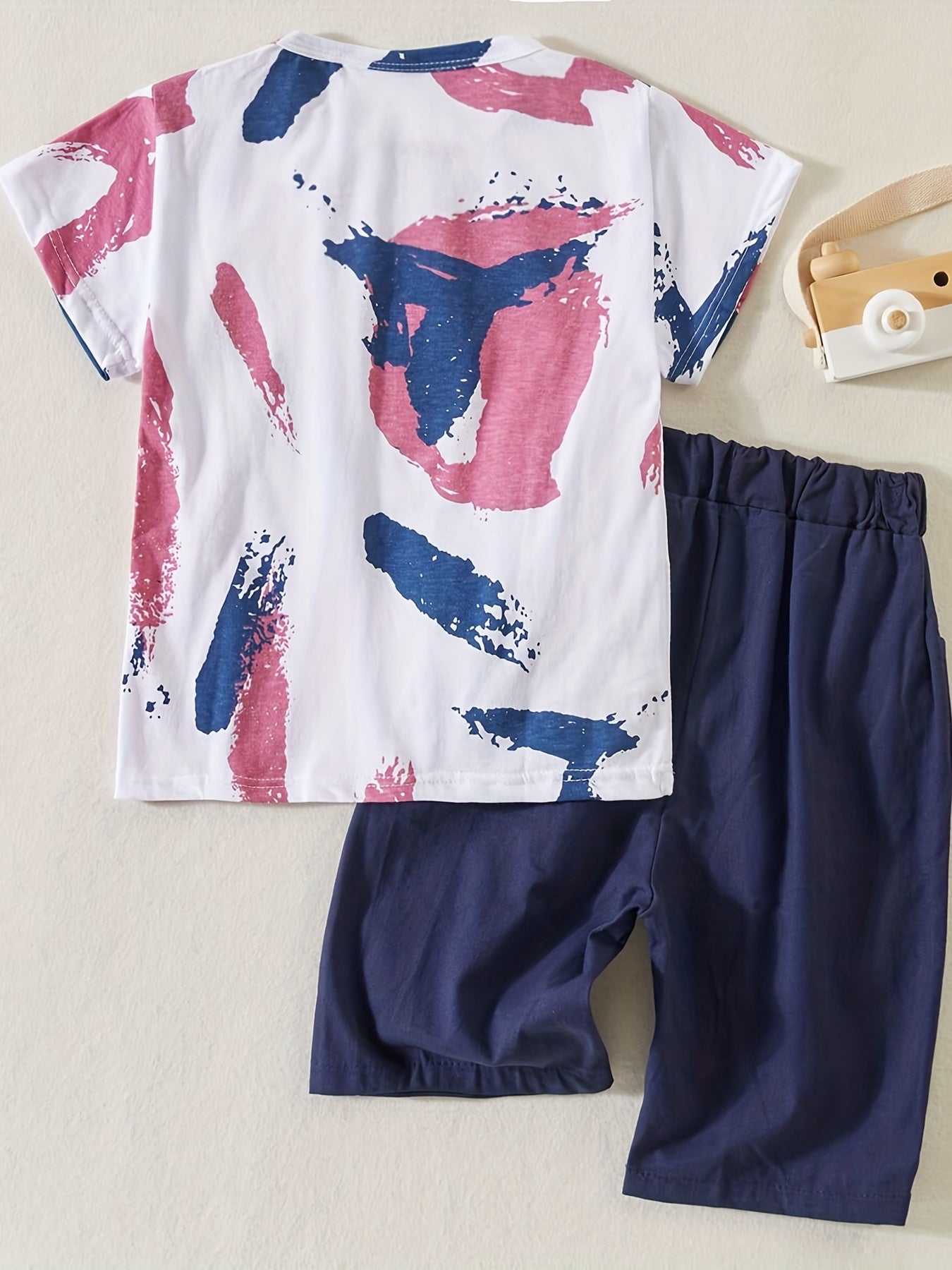 2pcs Boys Teen Casual Graffiti Round Neck T-shirt & Shorts Set Clothes For Summer Daily & Outdoor Wear