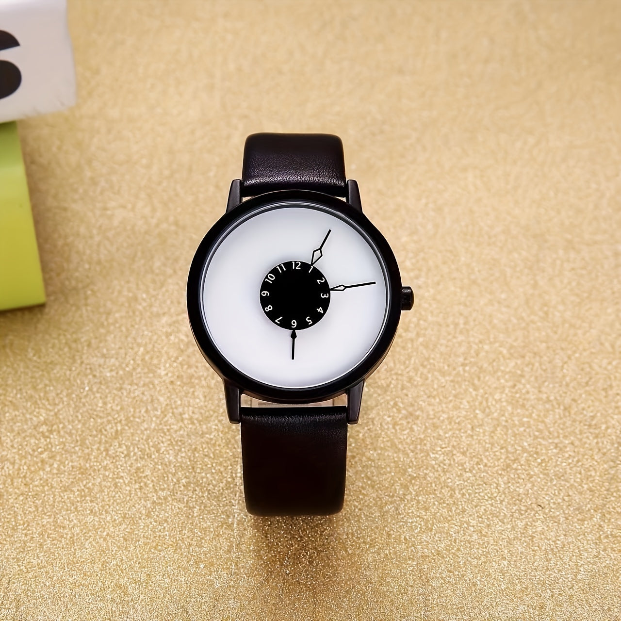 Stylish Round Pointer Quartz Watch - Innovative Analog Display with Durable PU Leather Strap - Perfect Unisex Gift for Women, Men, Teens & Students - Everyday Fashion Accessory