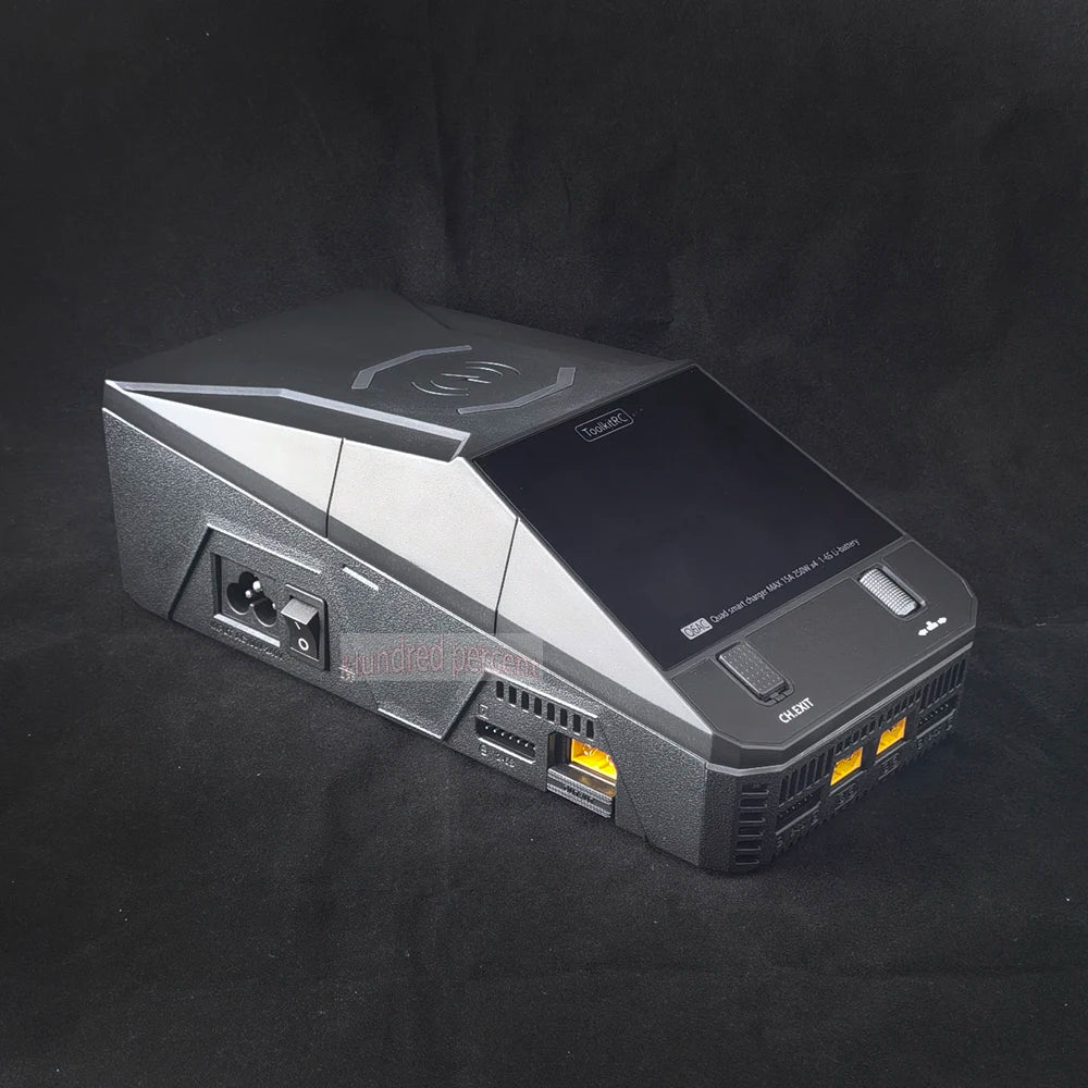 ToolkitRC Q6AC Charger AC 400W/DC 1000W 4CH output Built-in 65W USB A/TYPEC Output ,LiPo, 1-6S,NiMH 1-16S,PB 1-10S Charger IPS