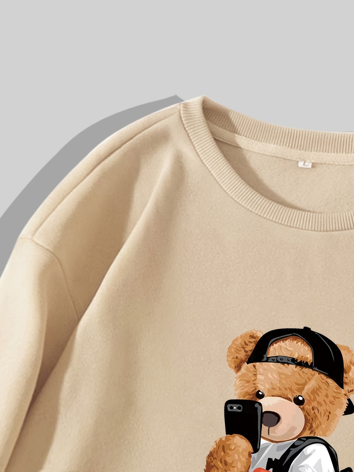 Men's Cartoon Bear Selfie Print Casual Round Neck Pullover Sweatshirt