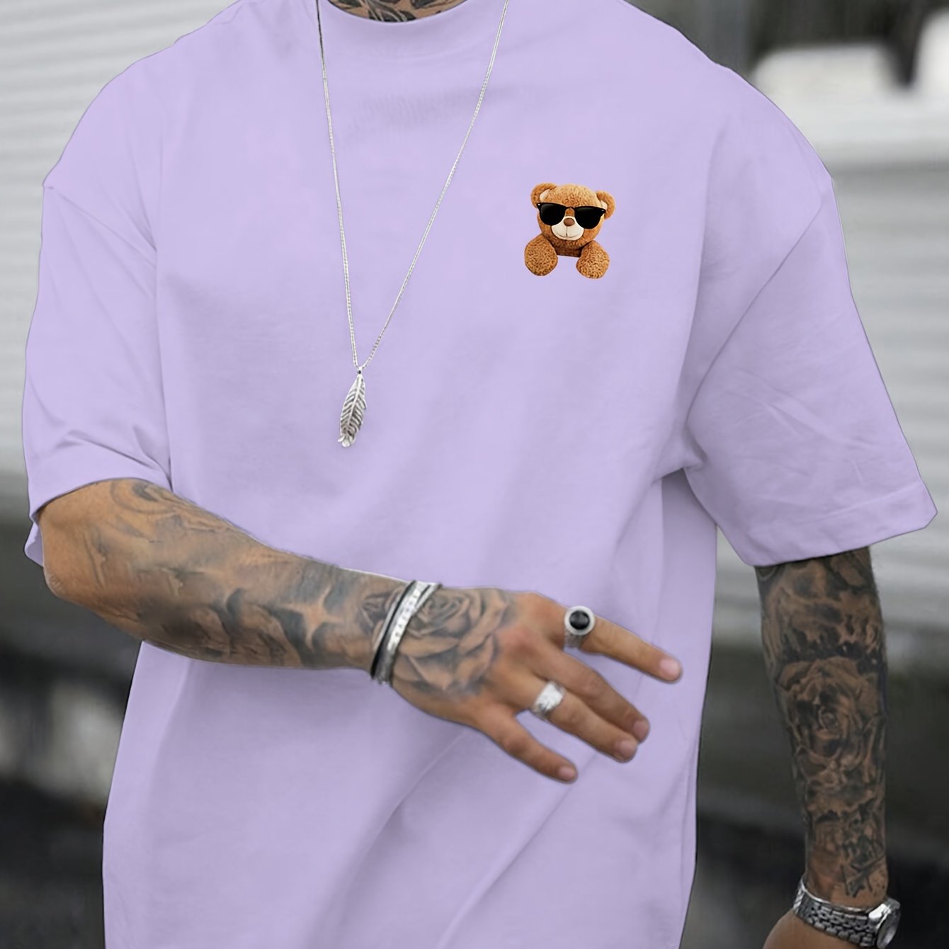 Men's Slim Fit T-shirt With Trendy Graphic Print