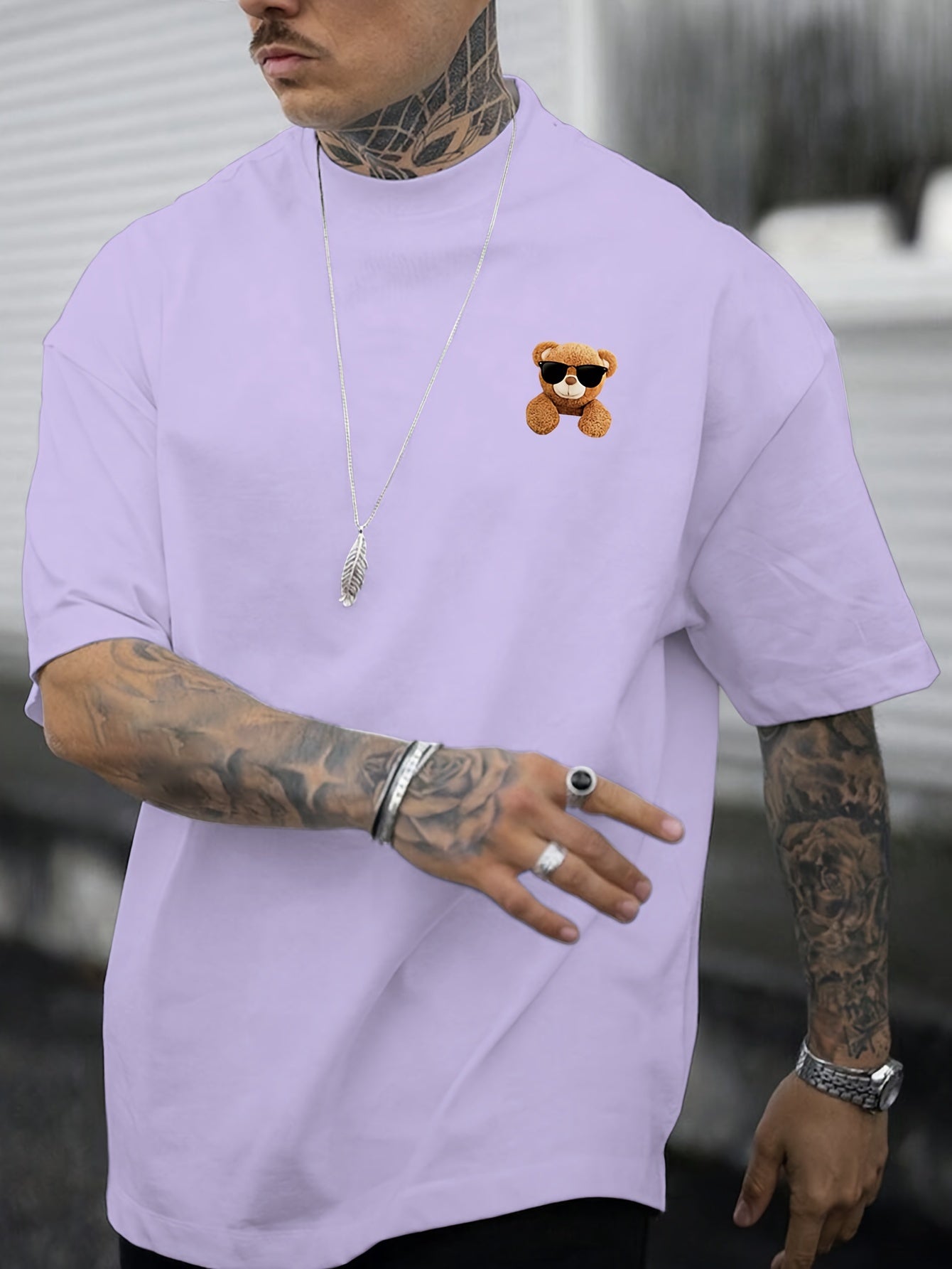 Men's Slim Fit T-shirt With Trendy Graphic Print