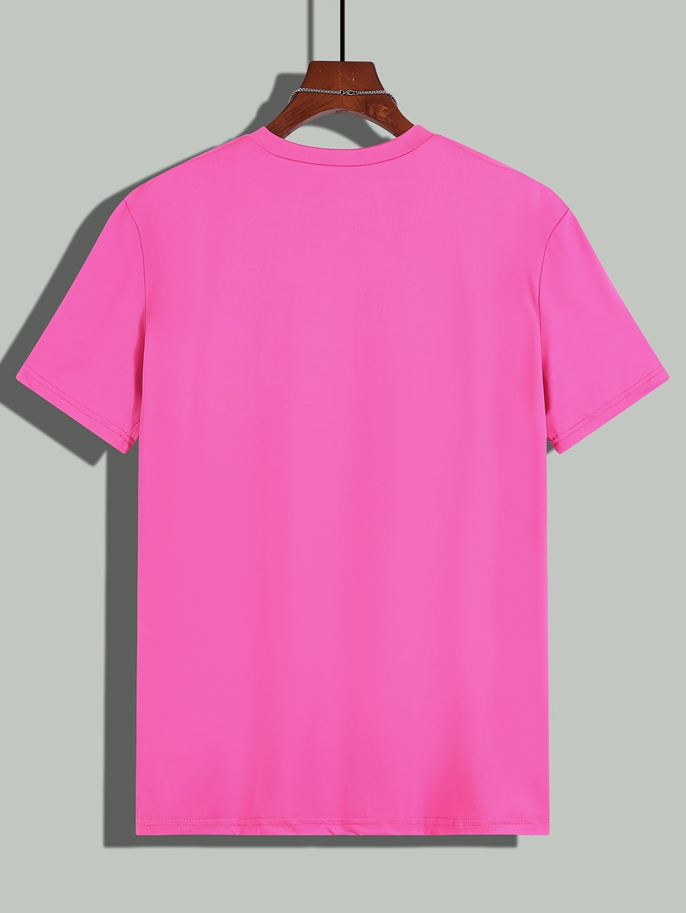 Men's Slim Fit T-shirt With Trendy Graphic Print