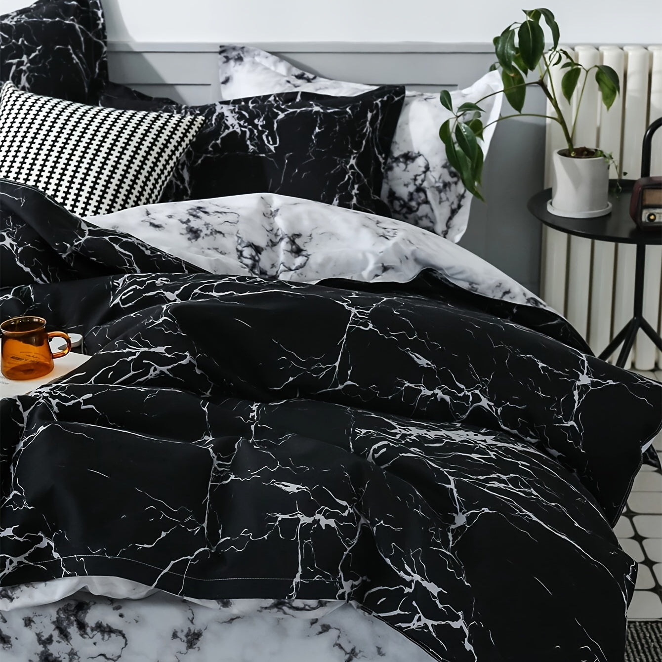 2pcs/3pcs Luxurious Brushed Marble Pattern Duvet Cover Set - Soft, Hypoallergenic, and Breathable Bedding with 1pc Duvet Cover and 1pc/2pcs Pillow Cases - Black Marble Quilt Cover with Elegant Design