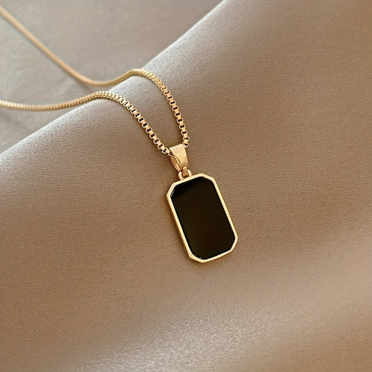 Golden Square Black Shell Pendant Necklace 18K Gold Plated Neck Jewelry Holiday Accessories