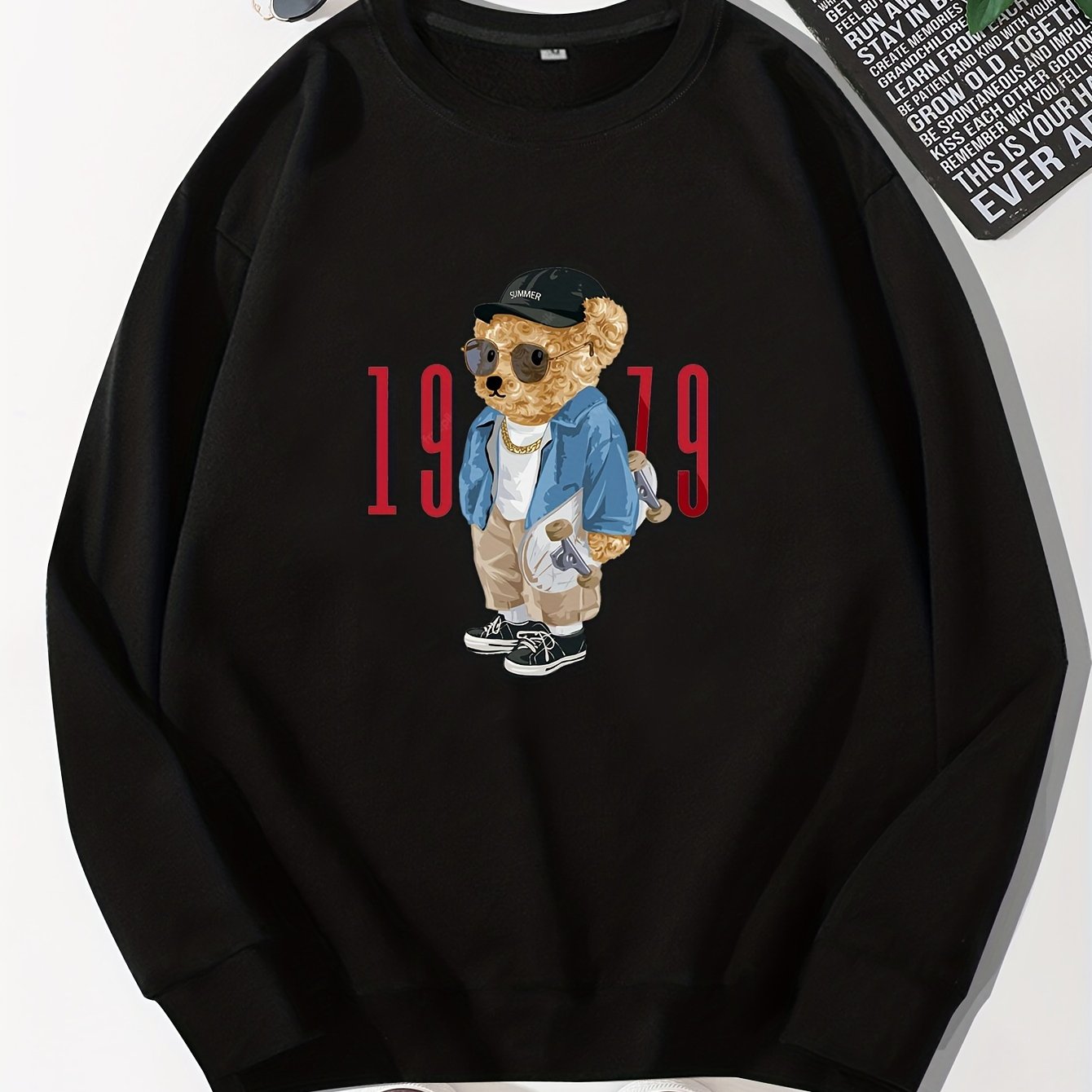 Men's Cartoon Bear Selfie Print Casual Round Neck Pullover Sweatshirt